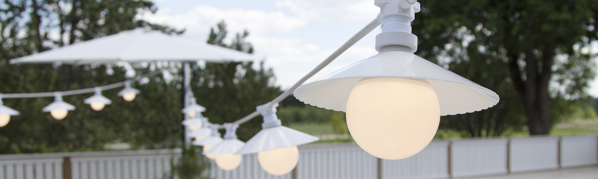 connecta vit med skärm.jpg