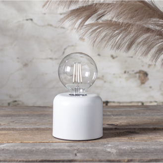 LED-lampa E27 G95 Clear White Filament