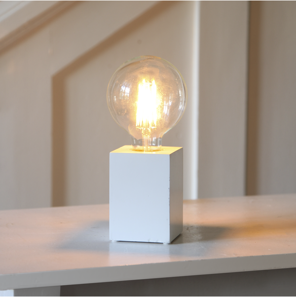 Lampfot E27 Lys