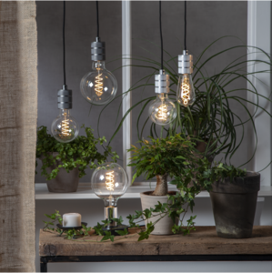 LED-lampa E27 G125 Decoled Spiral Clear