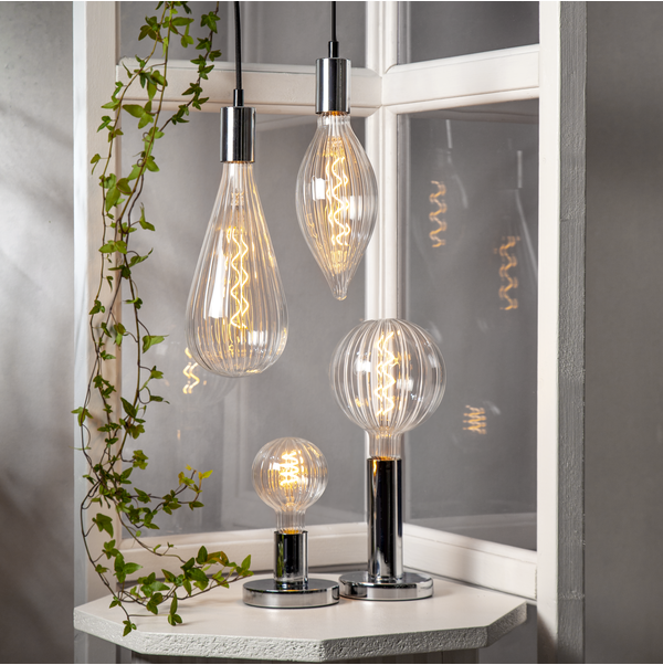 LED-lampa E27 G150 Decoled Line